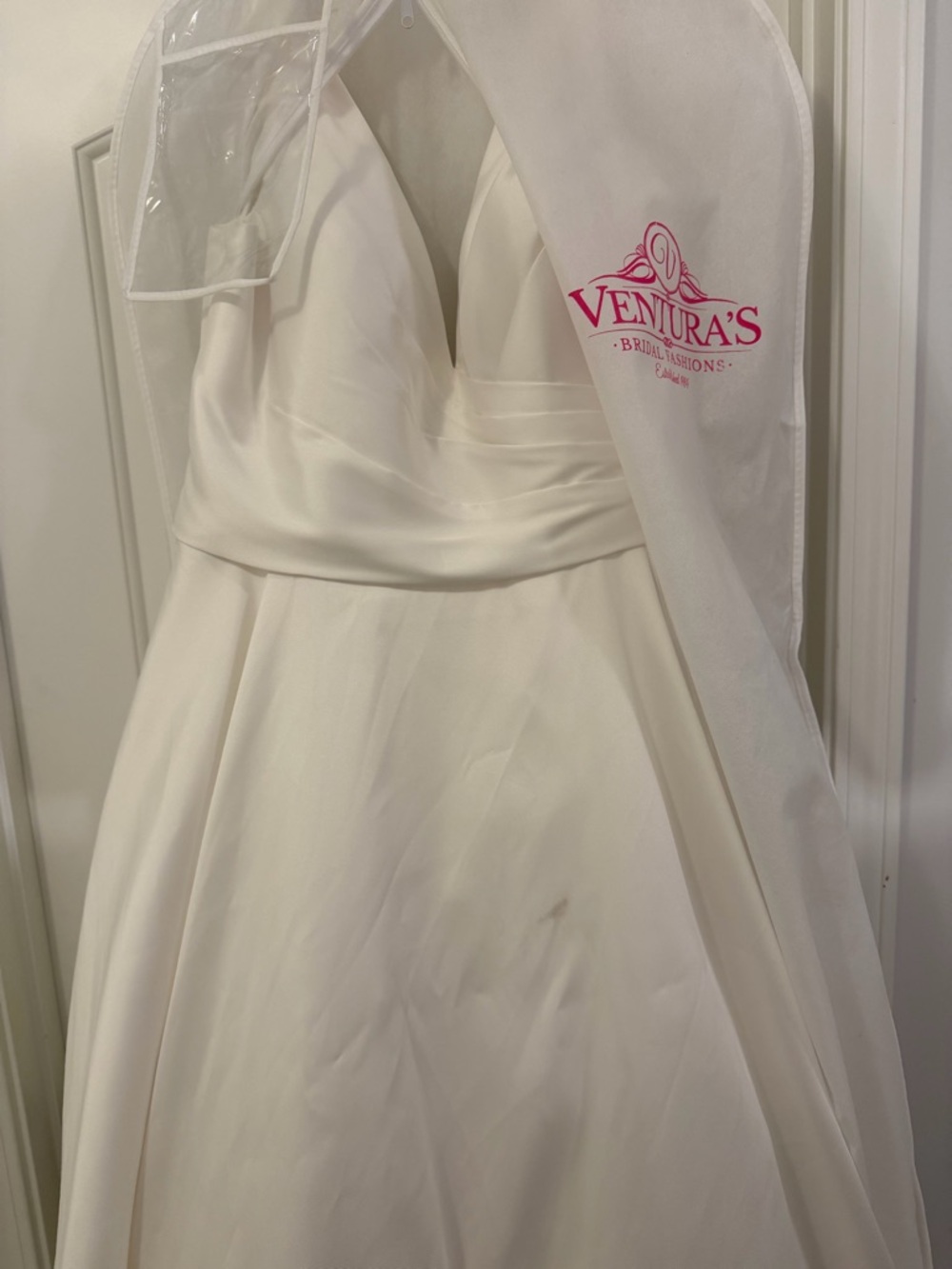 Sincerity Bridal White Wedding Dress - Picture 14 of 16